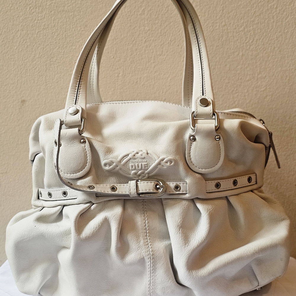 EUC~Tentazione Due Shoulder Bag, Buttery Soft, 100% GENUINE Full Grain LEATHER - Picture 8 of 13
